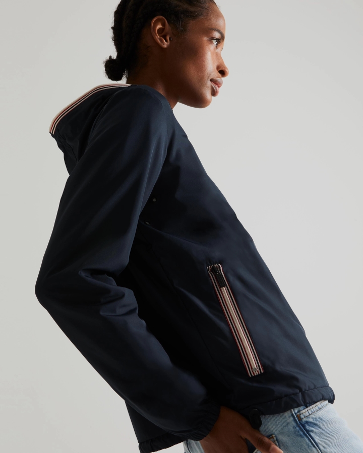 Hunter Women's Recycled Lightweight Packable Jacket Navy