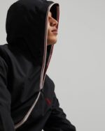 Hunter Men's Recycled Lightweight Packable Jacket Black - Image 5