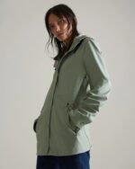 Hunter Women's Lightweight Waterproof Jacket Sweet Gale Green - Image 3