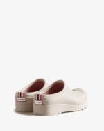 Hunter Women's Play Clogs Cast Pale Grey - Image 4